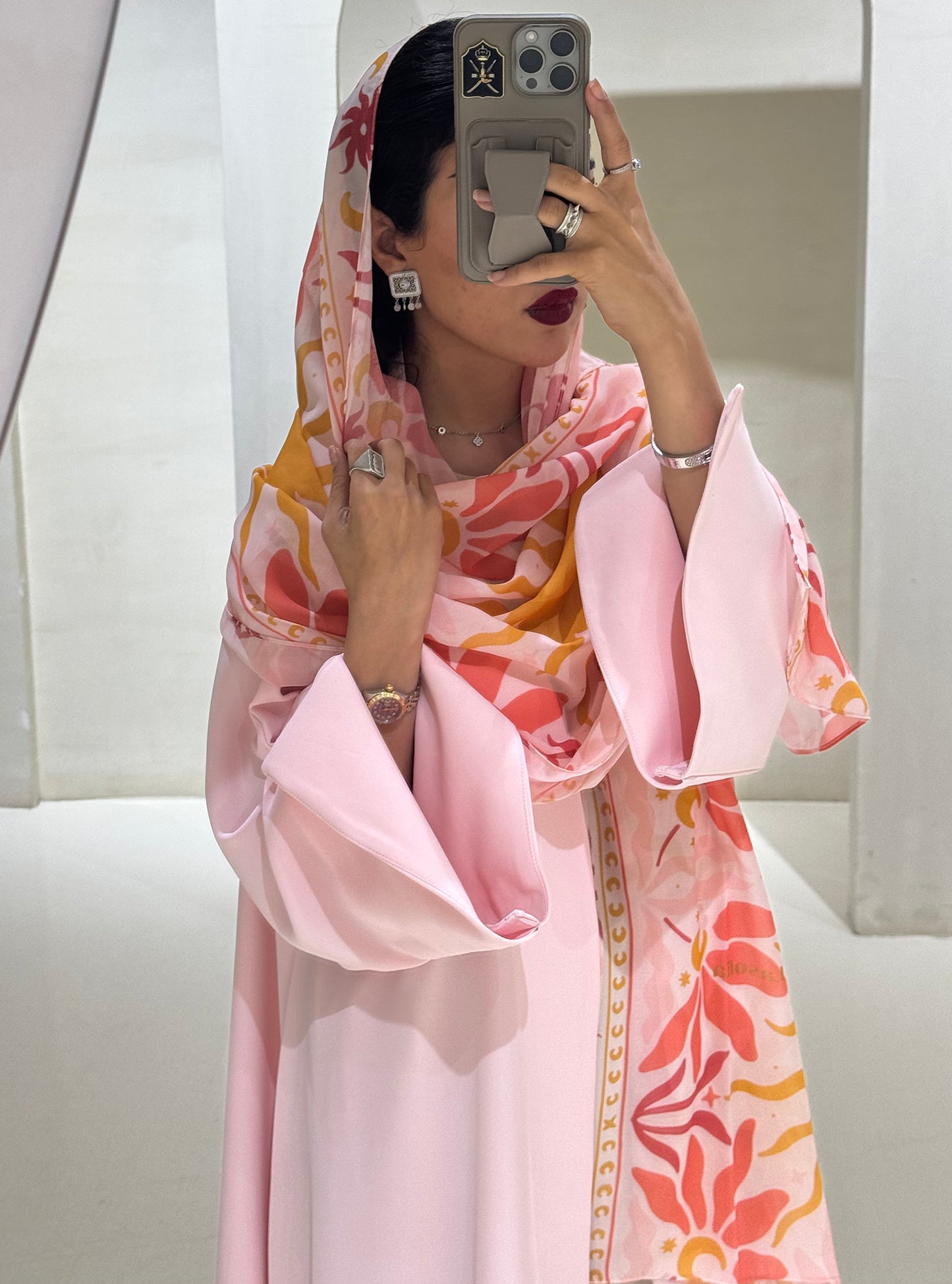 LS184 Pinky A cut Modest Abaya