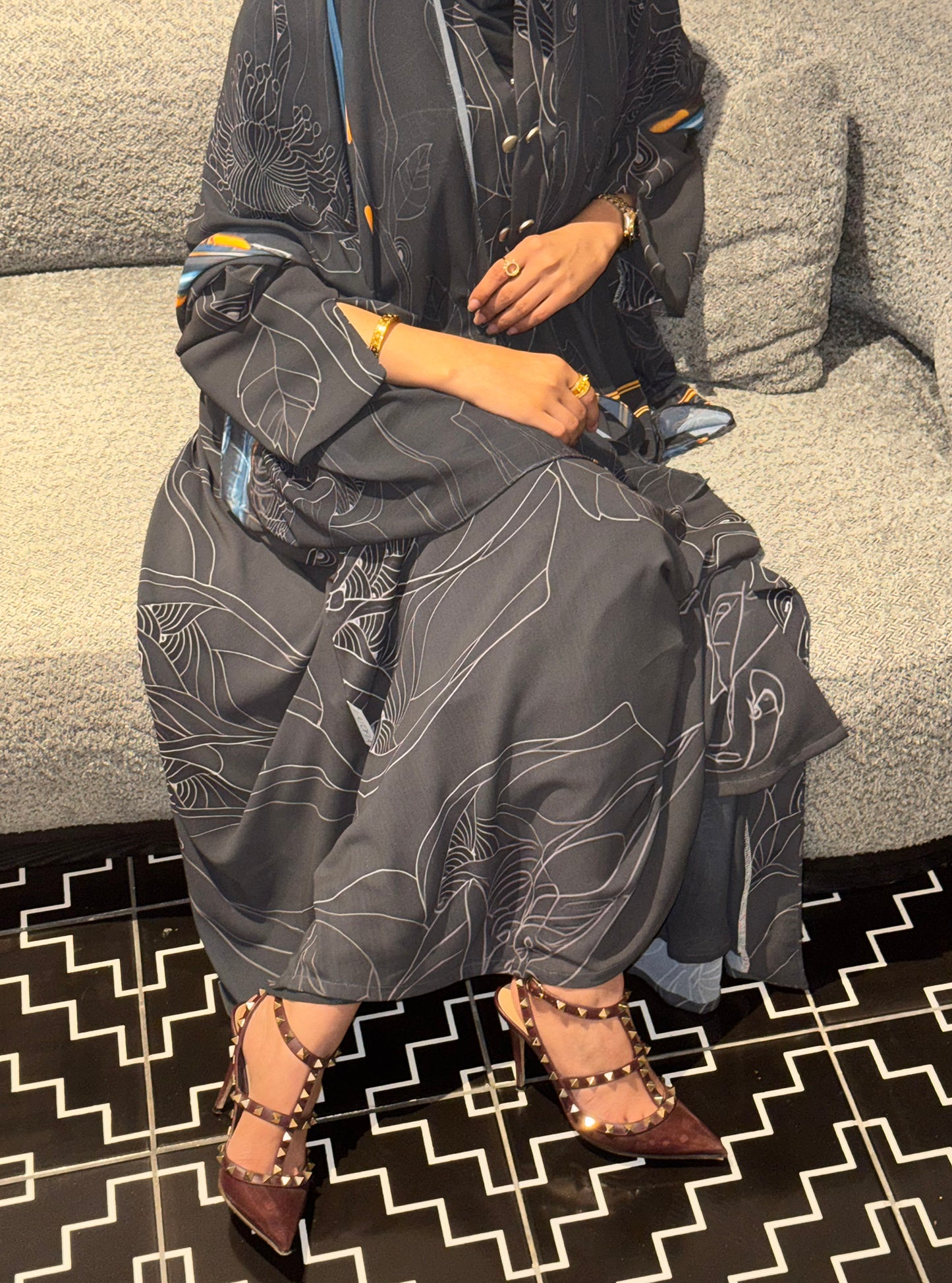 LS182 Gray A cut Modest Abaya