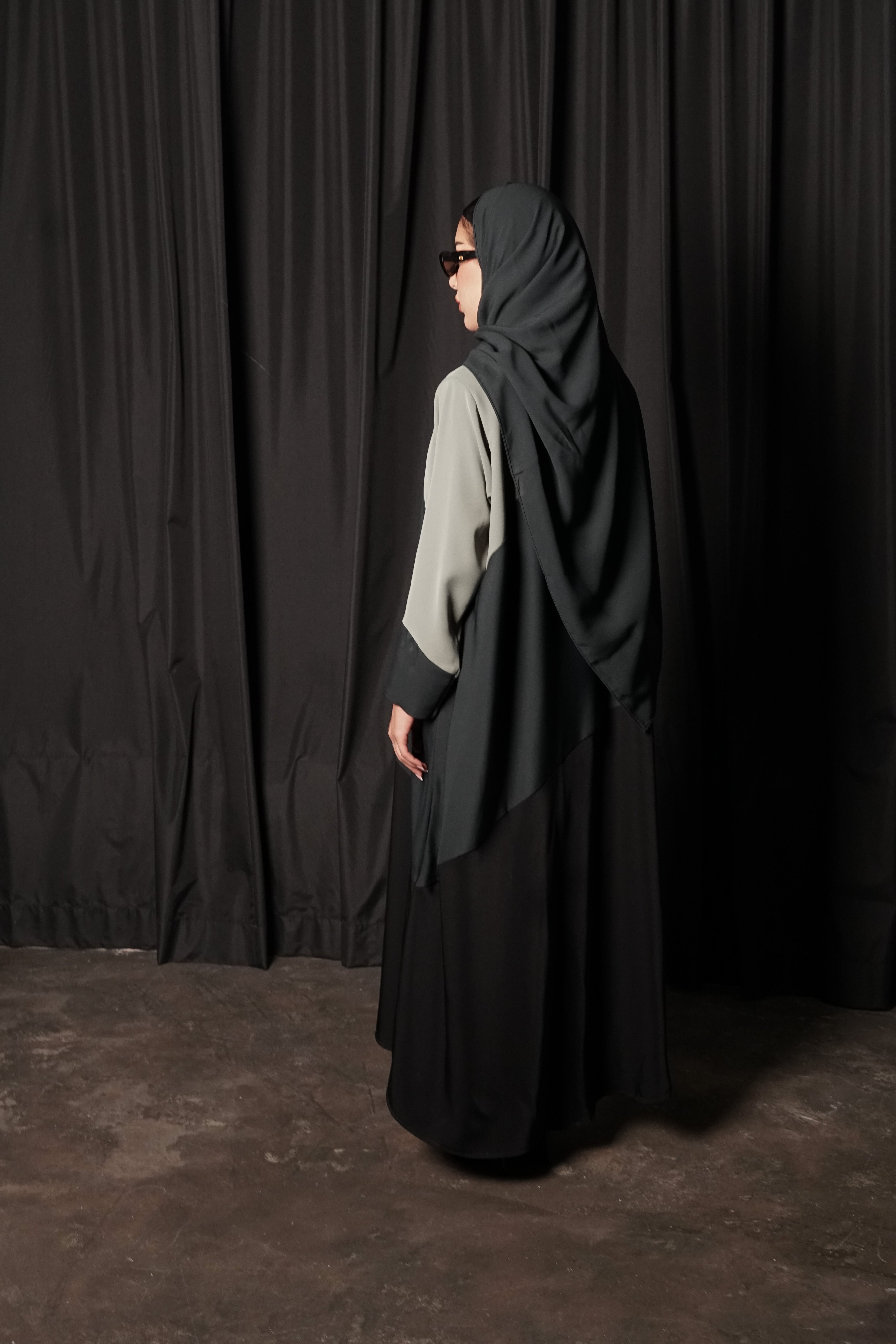 LS182 Black  A Cut modest  Abaya