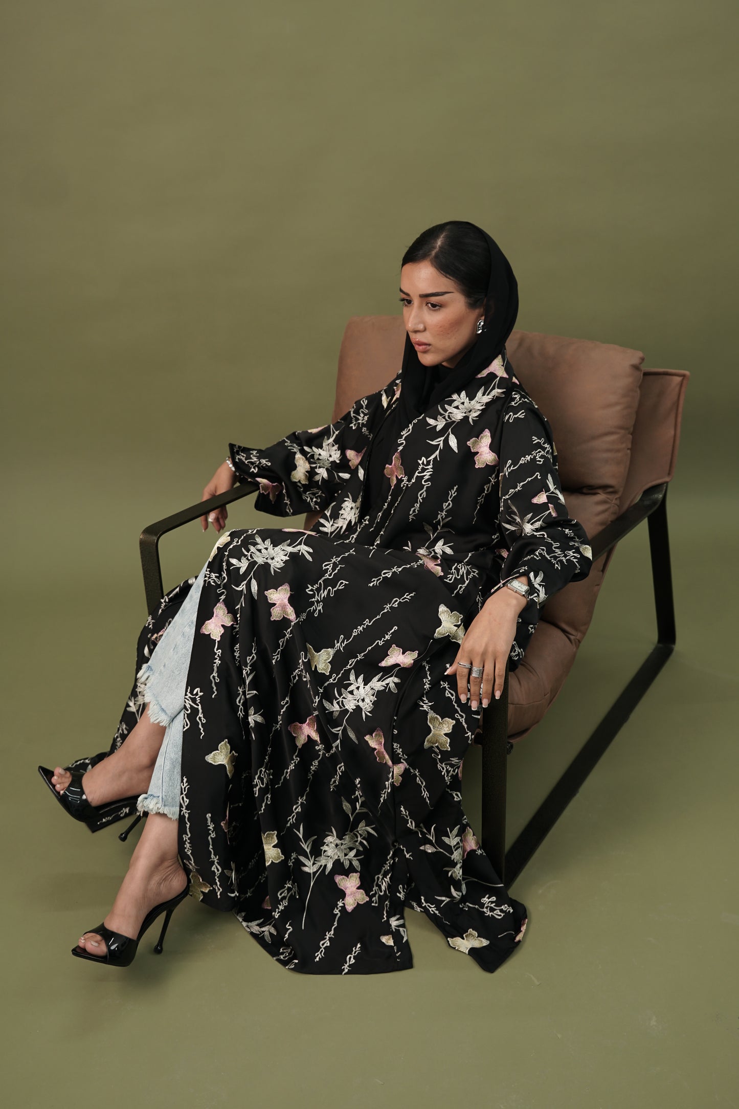 LS175 Black A Cut modest  Abaya