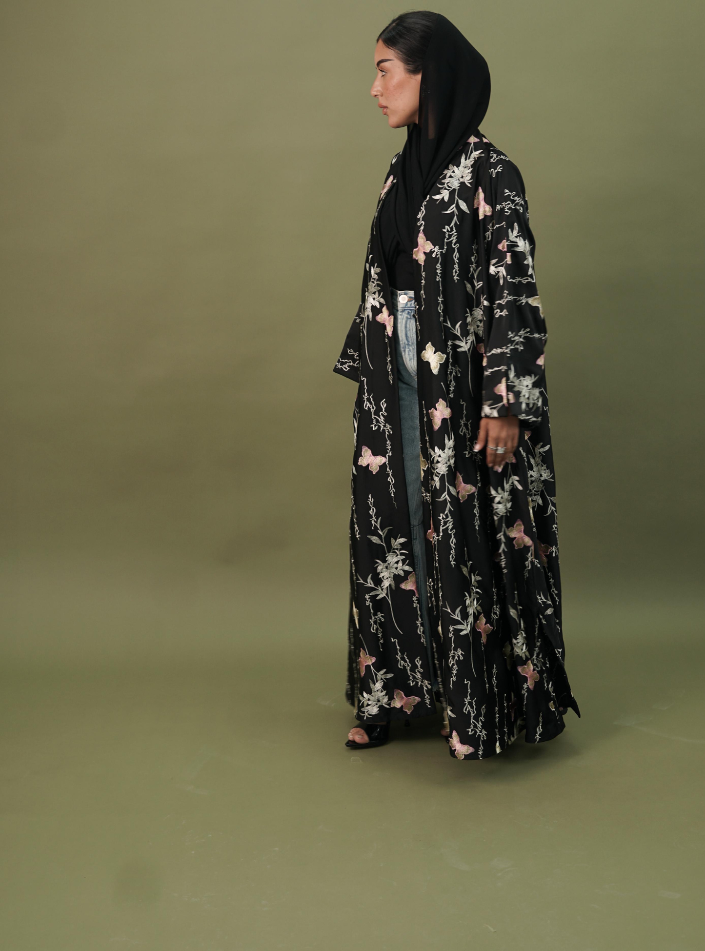 LS175 Black A Cut modest  Abaya