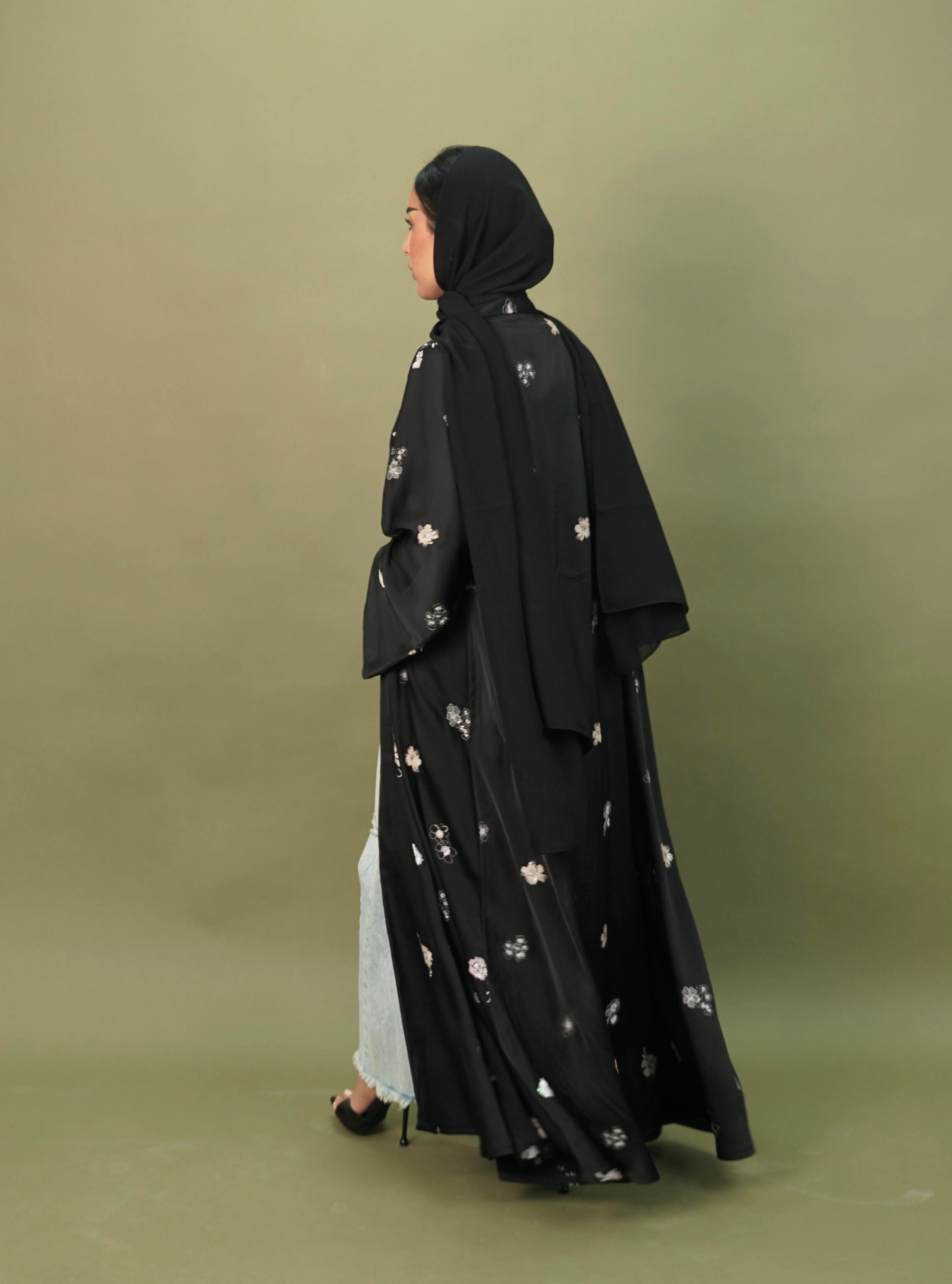 LS174 Black A Cut modest  Abaya