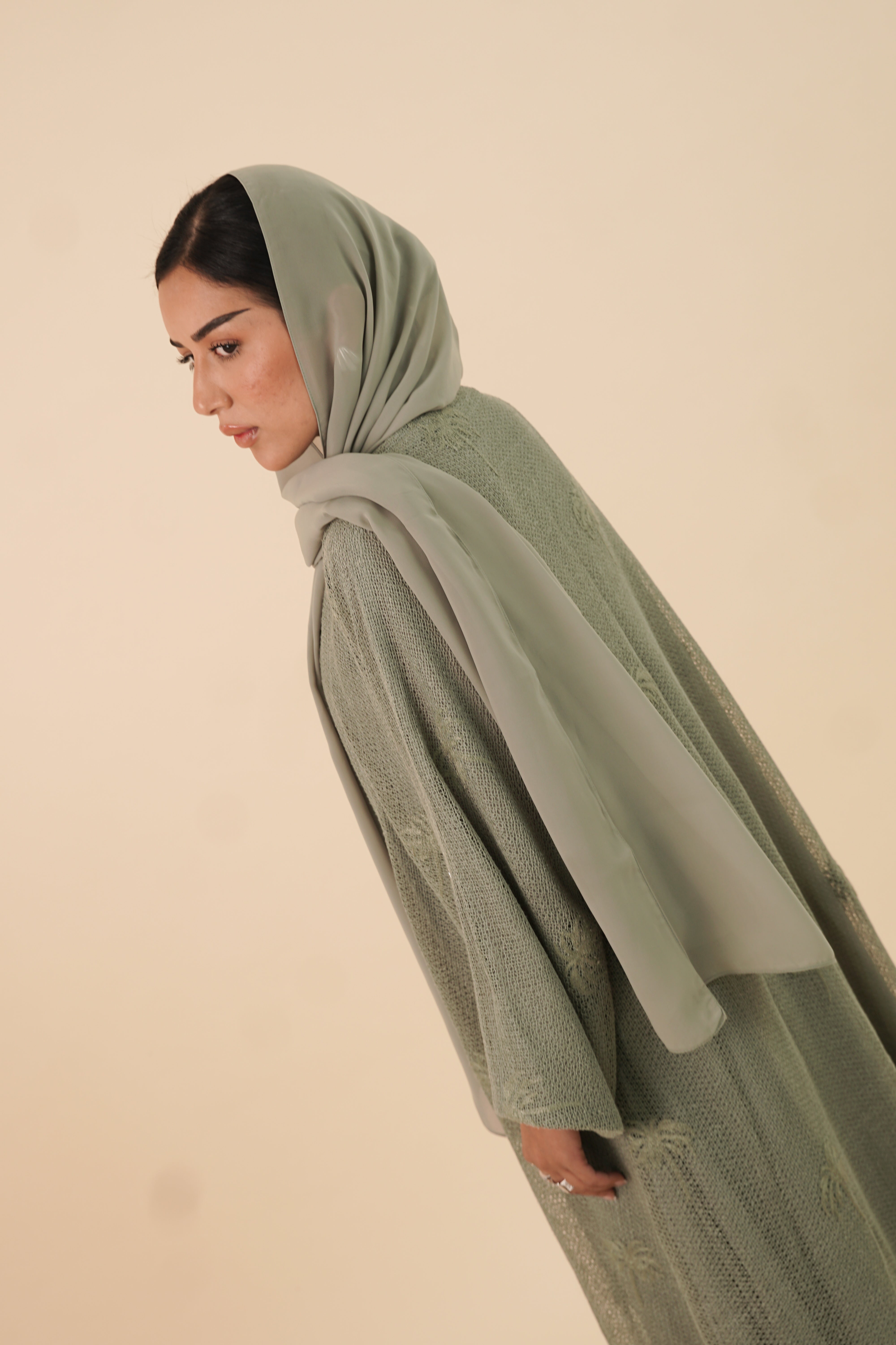 LS172 Green   A Cut Summer Abaya