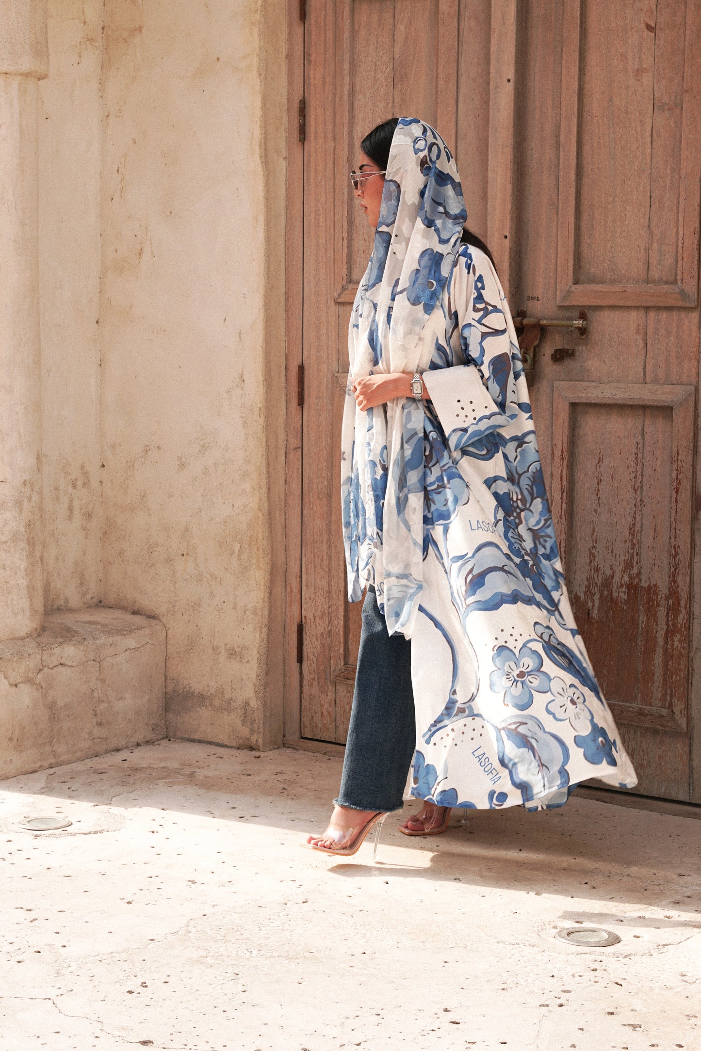 LS170- White A Cut Summer Abaya