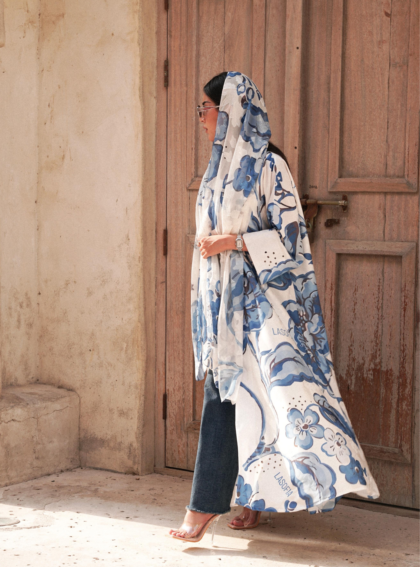 LS170- White A Cut Summer Abaya