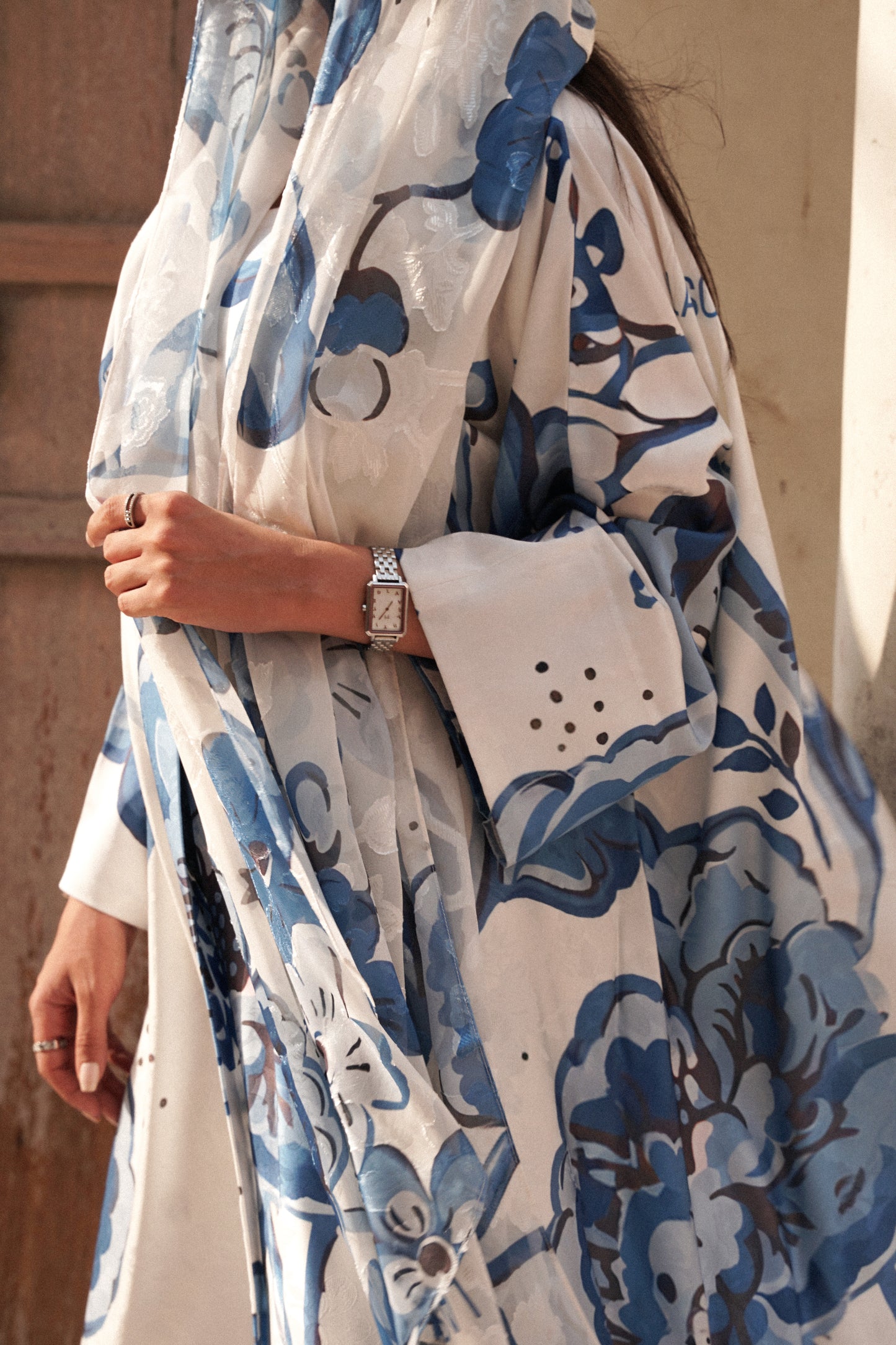 LS170- White A Cut Summer Abaya