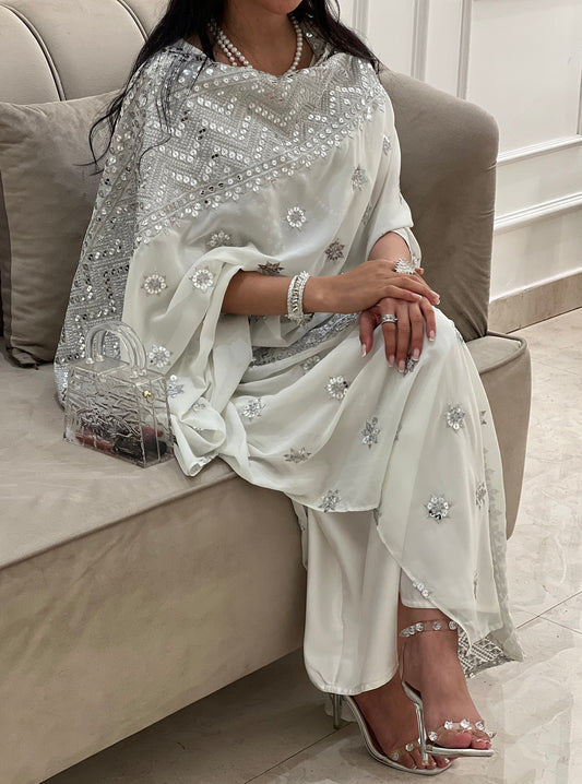LS152 White Bisht Evening Wear