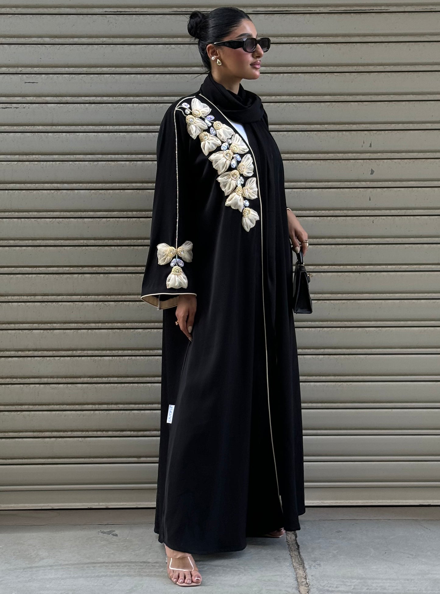 LS113 Black Acut Modest Abaya