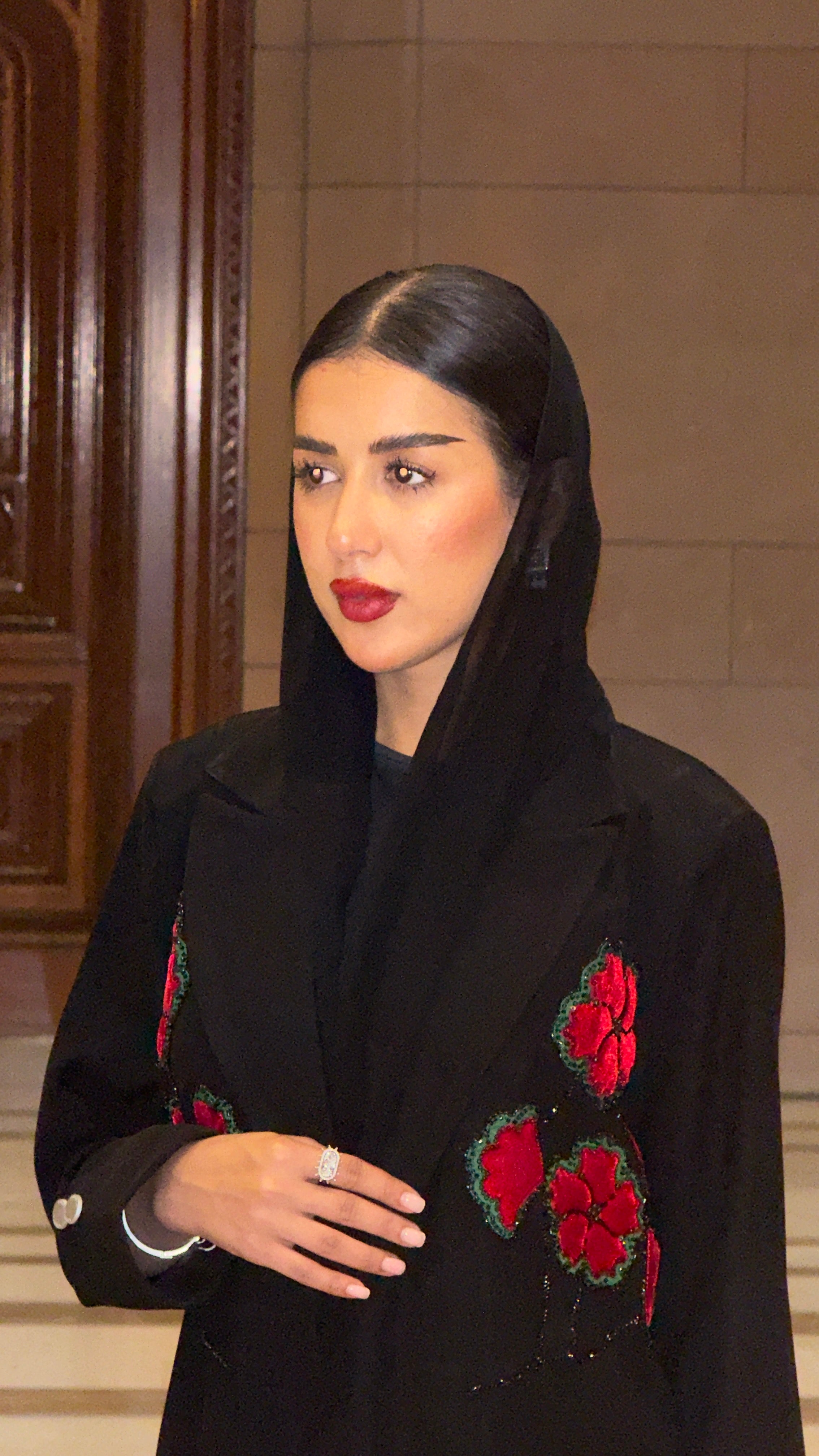 LS192 Black A cut Modest Abaya