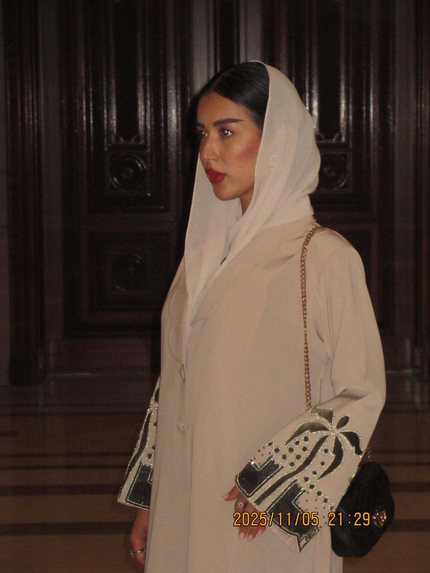 LS190 Beige A cut Modest Abaya