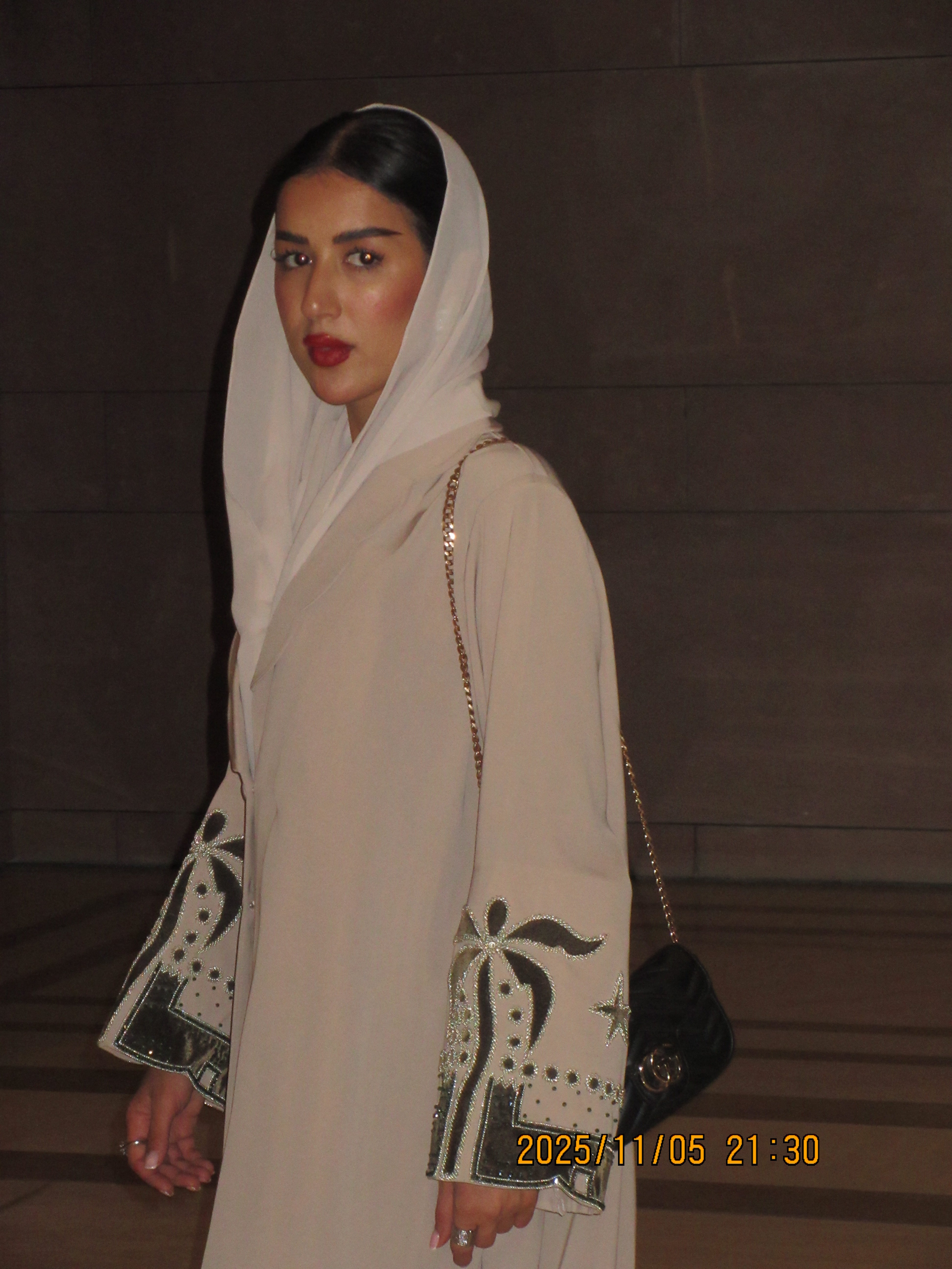 LS190 Beige A cut Modest Abaya