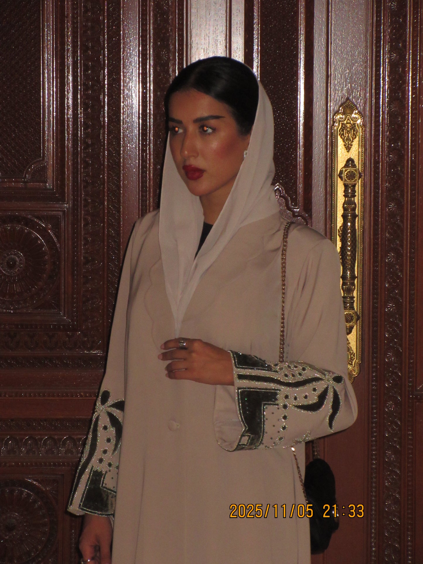 LS190 Beige A cut Modest Abaya