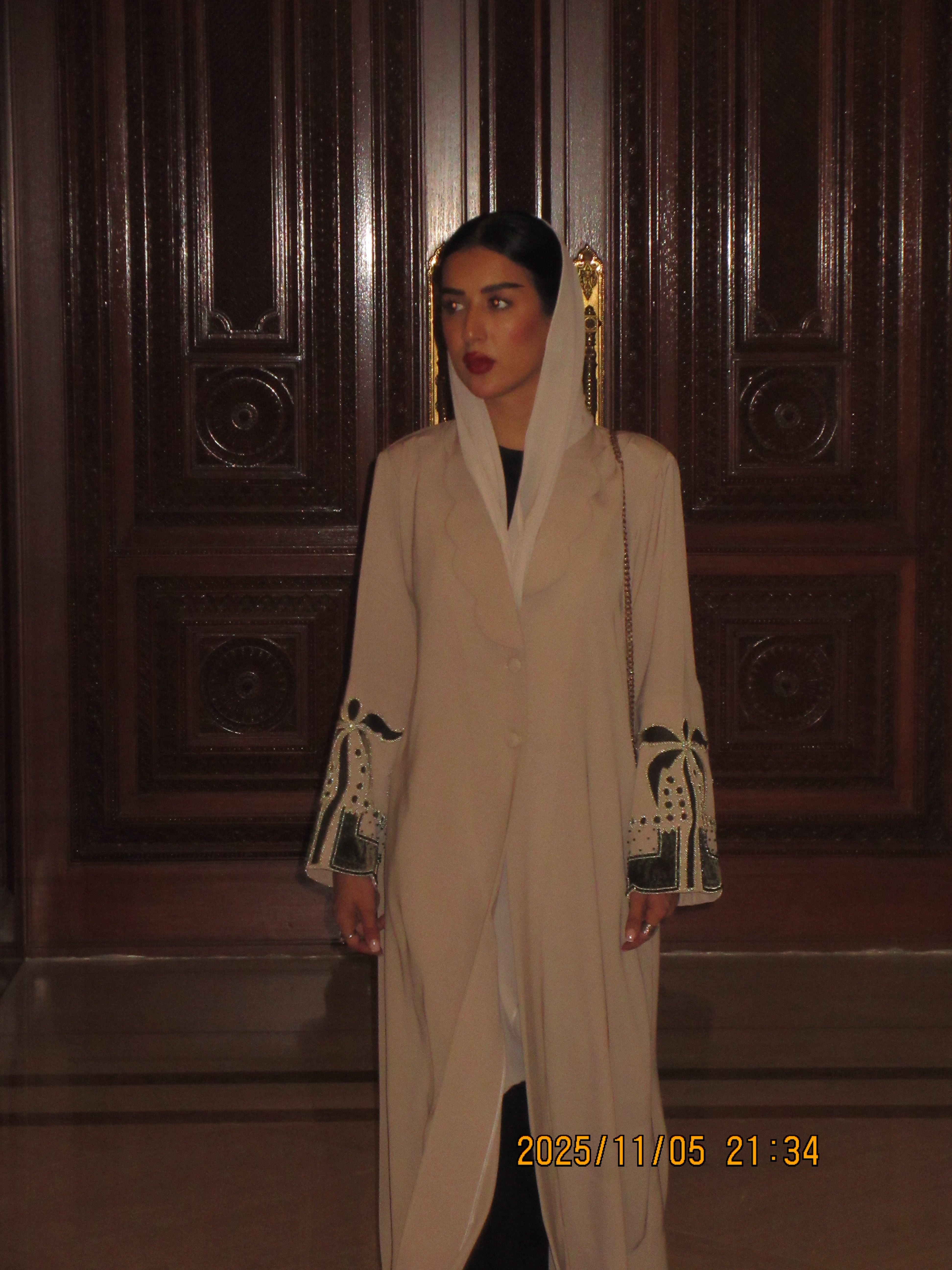 LS190 Beige A cut Modest Abaya