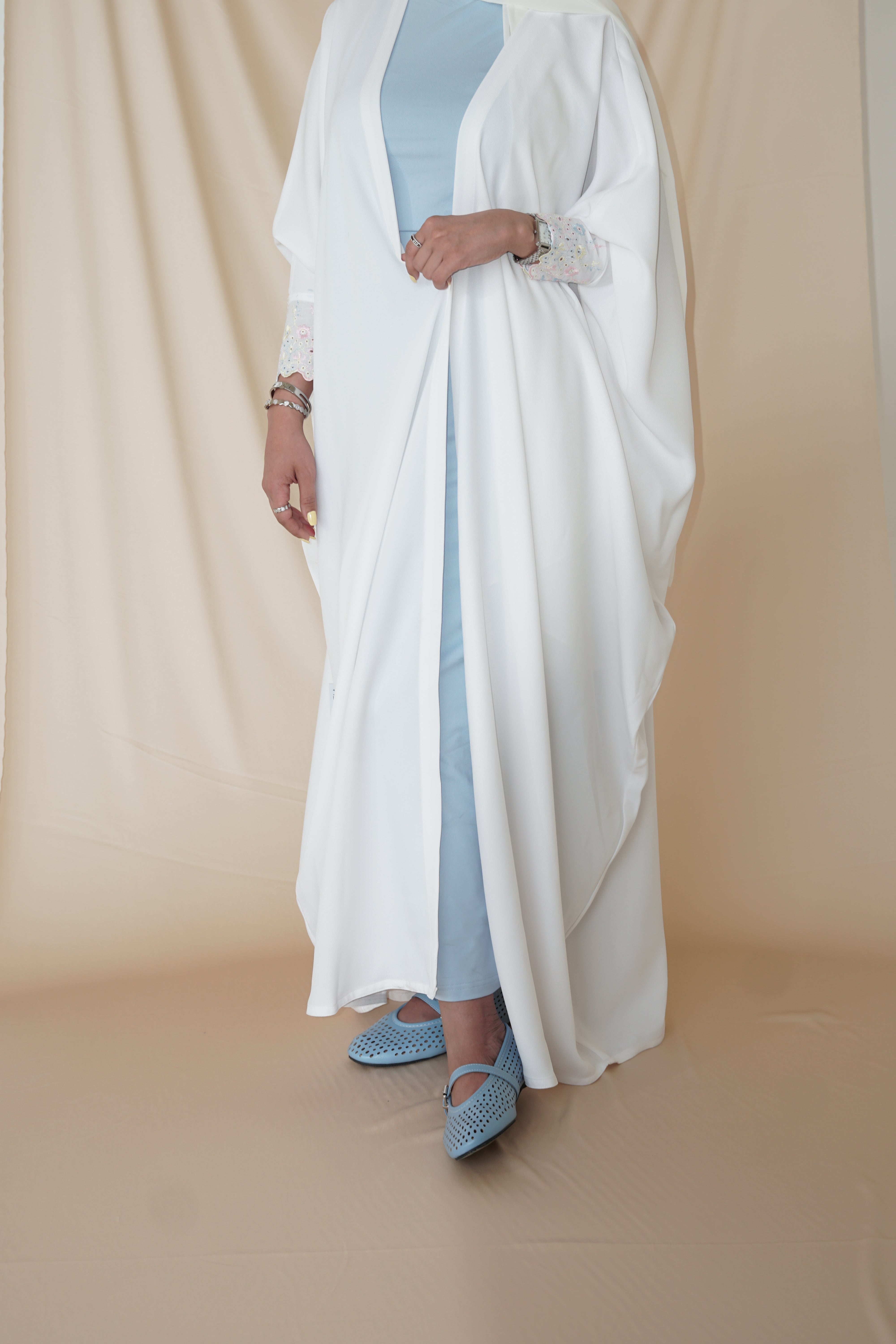LS163 - white Bisht Cut Summer Abaya