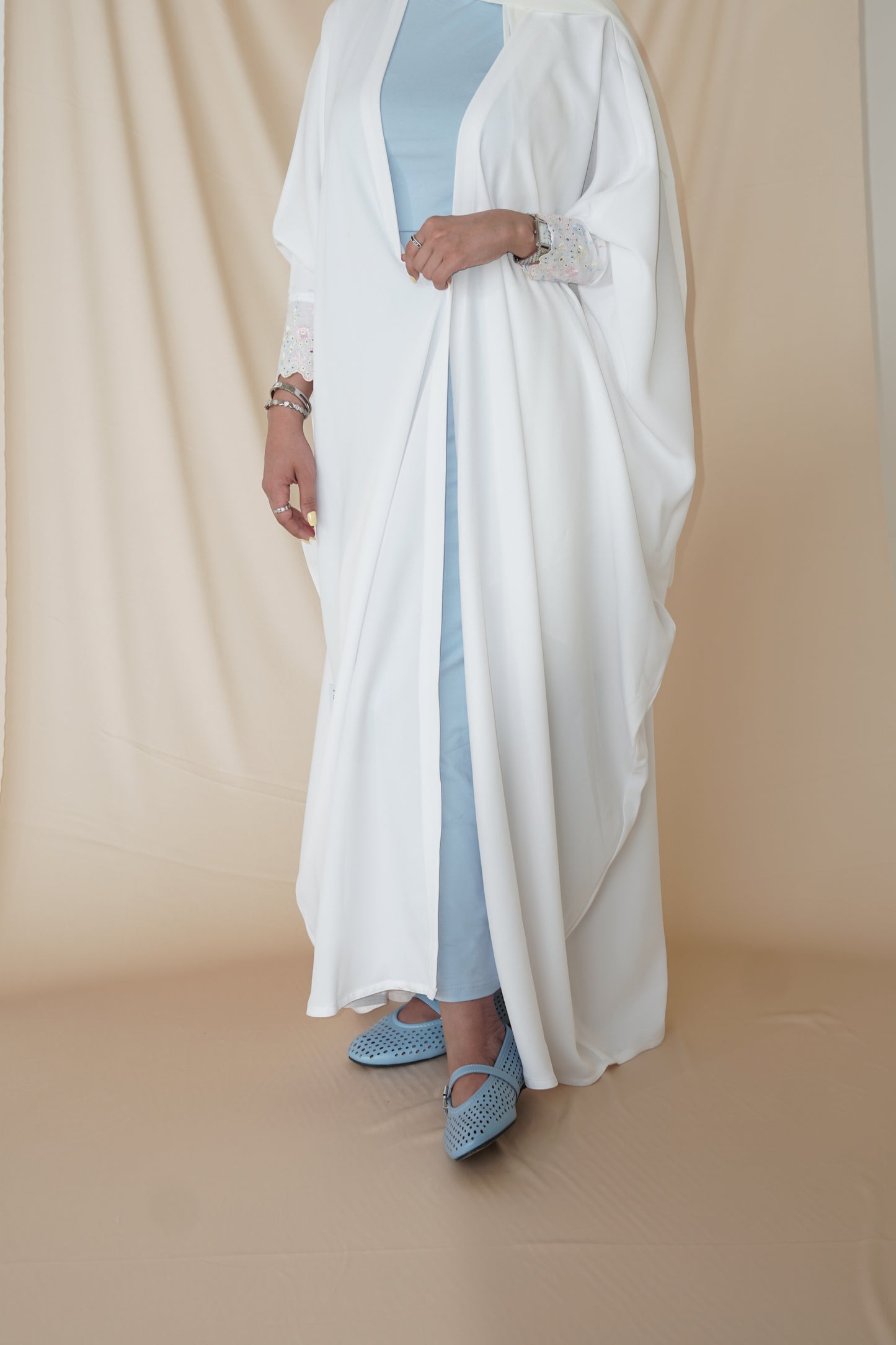 LS163 - white Bisht Cut Summer Abaya