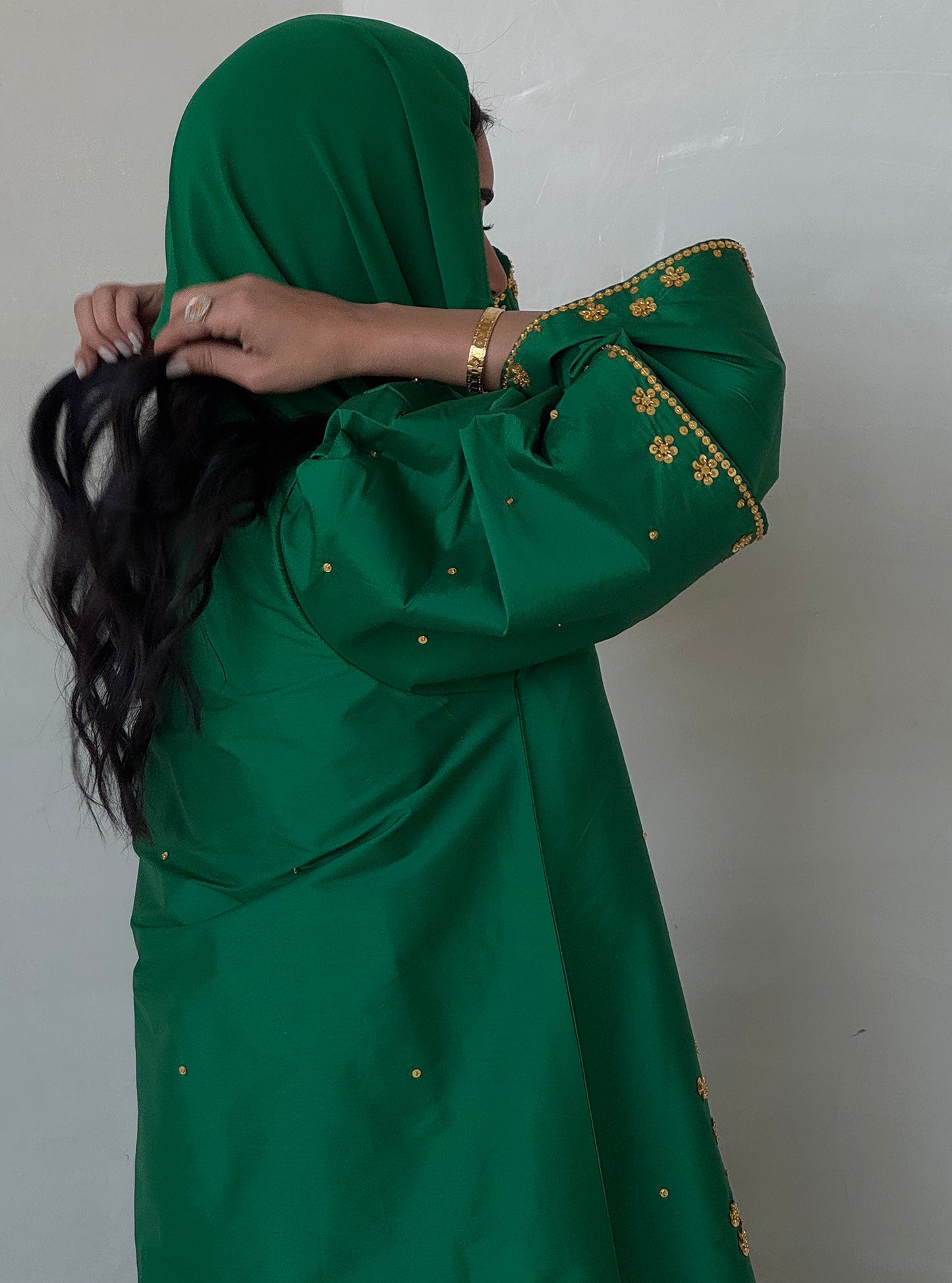 LS168 Green Cloush Cut Modest Dress