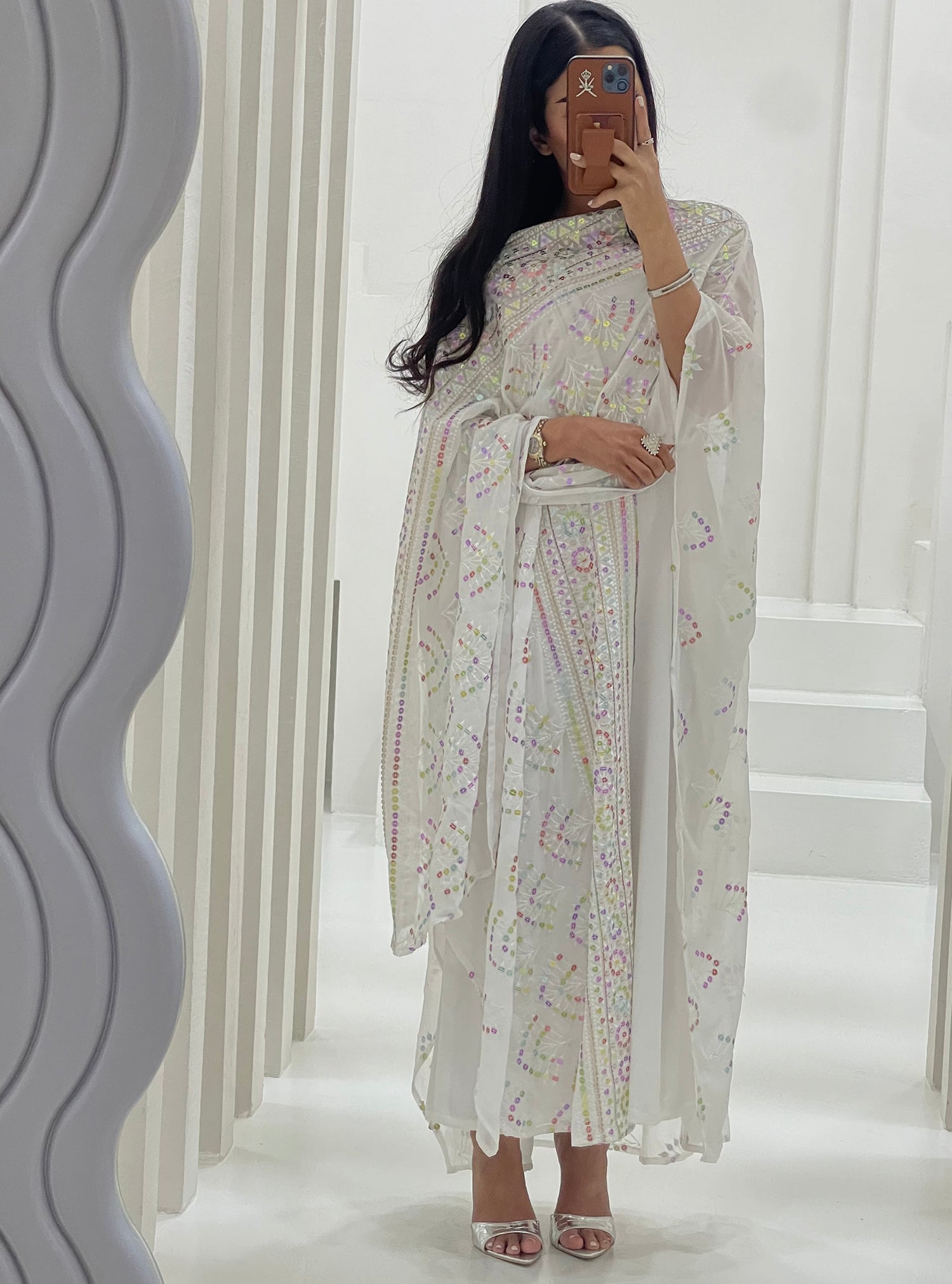 LS136 White Bisht Evening Wear
