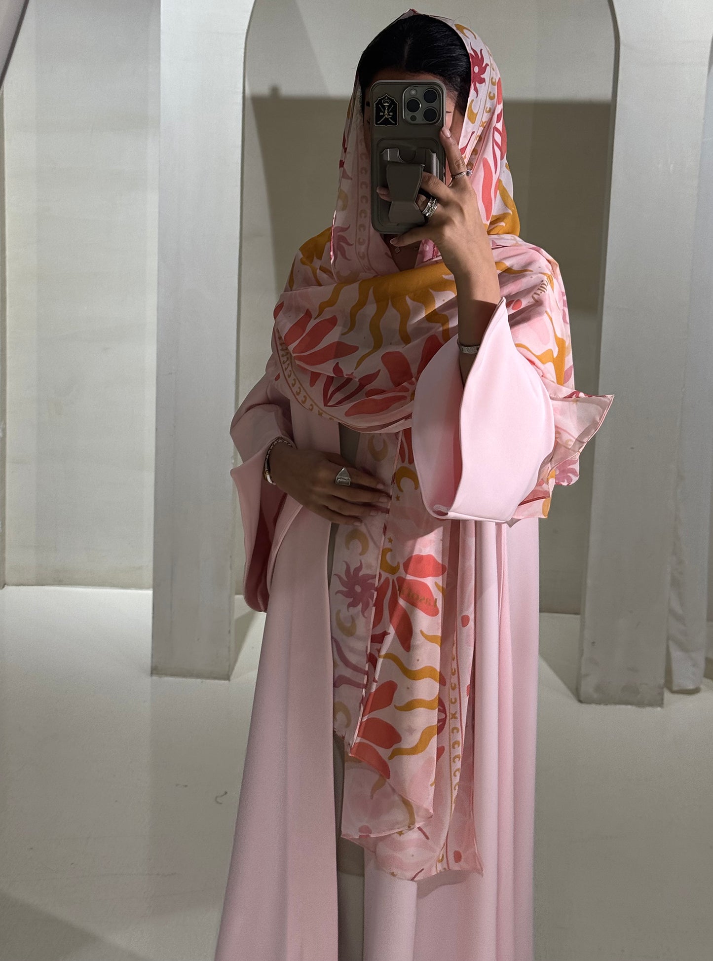 LS184 Pinky A cut Modest Abaya