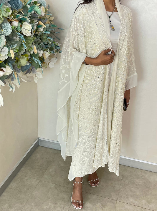 LS137 Off White Bisht Evening Wear